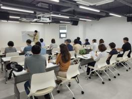 전주시, 하반기 전기차 충전구역 위반행위 과태료 부과 안내 홍보 기사 이미지