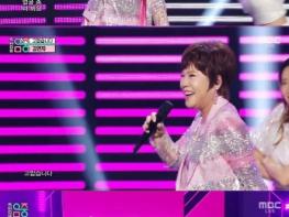 '음악중심' 김연자, 데뷔 50주년 신곡 '고맙습니다' 열창…트로트 여왕 입증! 기사 이미지