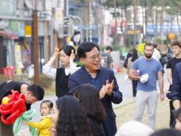 강서구, 버스킹? 이제 마곡서 즐기자! ‘플레이 온 마곡’ 개막 기사 이미지