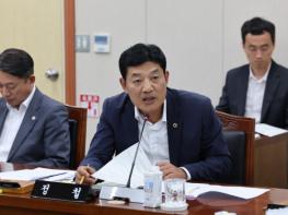 정철 전남도의원, “학교 밖 청소년, 진로상담 사각지대…제도 개선 시급” 기사 이미지