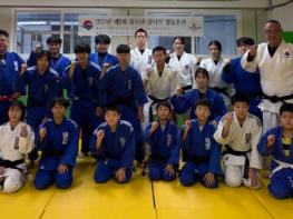 부산 북구청 여자 유도선수단, 유도 꿈나무들과 함께 구슬땀 기사 이미지