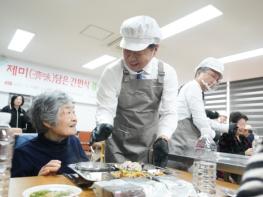 어르신 밥 당번 부담줄인다..제주 간편식, 경로당 급식 혁신 기사 이미지