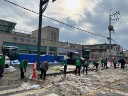 무안군 운남면 새마을협의회, 제설 작업으로 힘찬 출발 기사 이미지