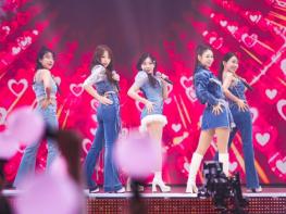 TV CHOSUN '미스트롯4' 본선 3차 메들리 팀 미션 돌입! '시리즈 사상 최초 미스&미스터 메들리' 깜짝 기사 이미지