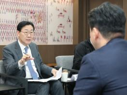 “이재명 대통령이 지적한 생리대 가격 거품, 화성이 싹 걷어낸다!”… 화성특례시, 전국 최초 공공형(가칭) ‘코리요 생리대’ 제작 검토 기사 이미지