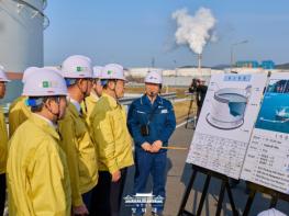 이재명 대통령, 석유공사 비축기지 현장 방문  기사 이미지