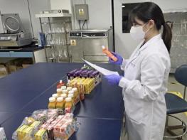 “과일‧채소 음료 믿고 드세요” 보건환경연구원, 과일·채소 음료 36건 전량 ‘적합’ 기사 이미지