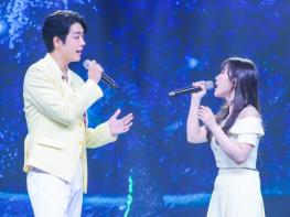 TV CHOSUN [미스트롯 포유] 안성훈 '둘이 결혼했으면'... 홍성윤X타쿠야 케미에 과몰입 폭발 기사 이미지