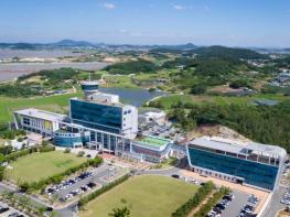 신안군, 적극·혁신·협업행정 우수사례 자체 경진대회 개최  기사 이미지