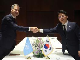 김민석 국무총리, 더 크루 UNDP 총재 접견 기사 이미지