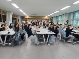 서구청소년문화의집 시소센터, 치평동 청소년마을디자인단 ‘감탄히어로’ 길 활성화 청원발표회 개최 기사 이미지