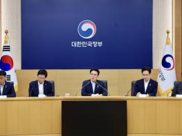 김민석 국무총리, 국민참정권 침해 관련 관계장관회의 개최 기사 이미지