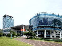 전남광주통합특별시의회, 1일 0시 역사적인 첫 본회의 개의 기사 이미지