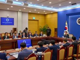 이재명 대통령 '국민 신뢰 확보 못하면 모든 성과 모래성처럼 쉽게 무너져' 기사 이미지
